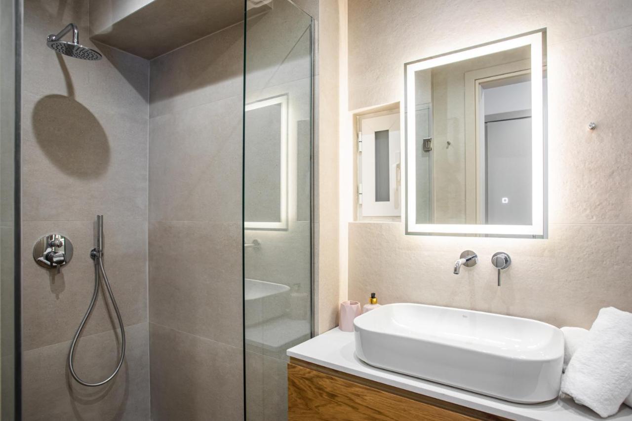"Sunbow Jungle" - New Boutique Apt Downtown Athens Apartment ภายนอก รูปภาพ